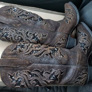 Corral boots